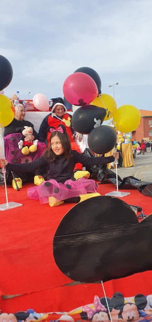 Participamos no desfile de carnaval 1